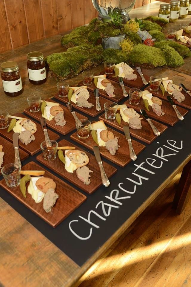 Custom Solid Wood Cheese Bread Boards Solid Wood Serving Trays With A Food Safe Oil